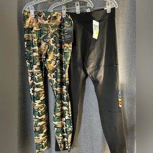 Nike women’s camo Leggings & Black Active Leggings - Set